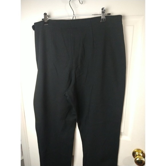 L.L.Bean Women's Black Flat Front Cropped/Ankle Side Zip Button Pants. Size 14 - Picture 11 of 12